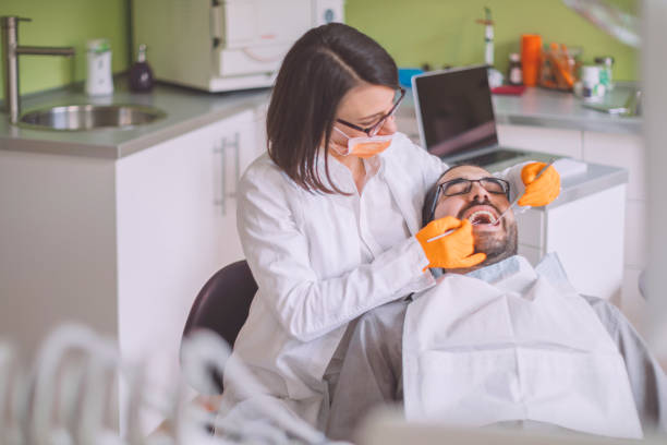 Best Emergency Tooth Extraction in Ste Genevieve, MO